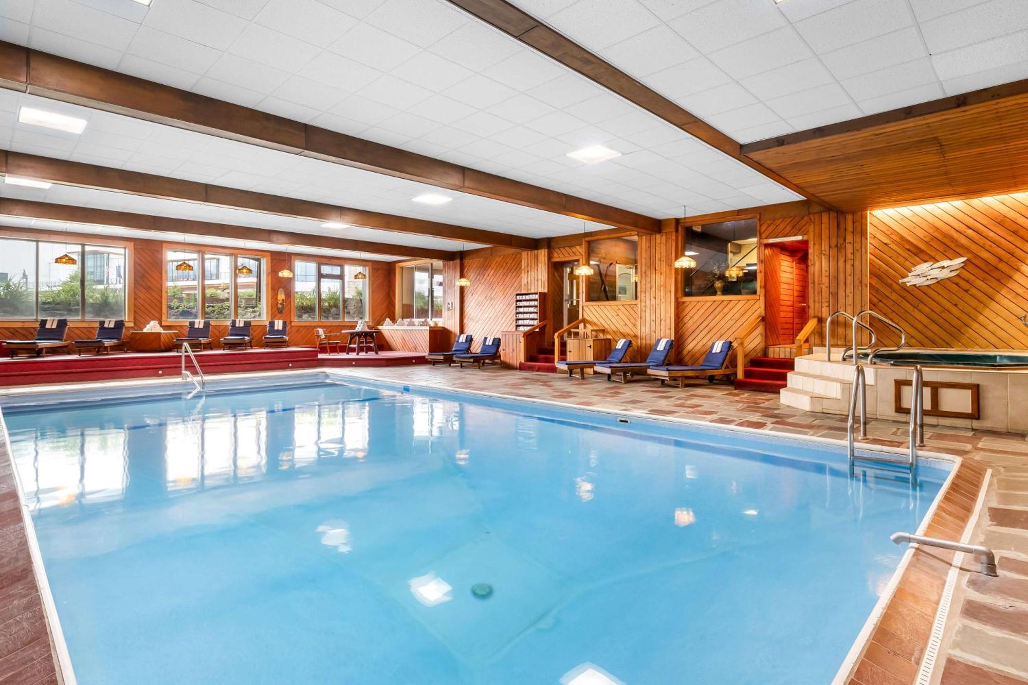 לייק פלאסיד Best Western Adirondack Inn מראה חיצוני תמונה