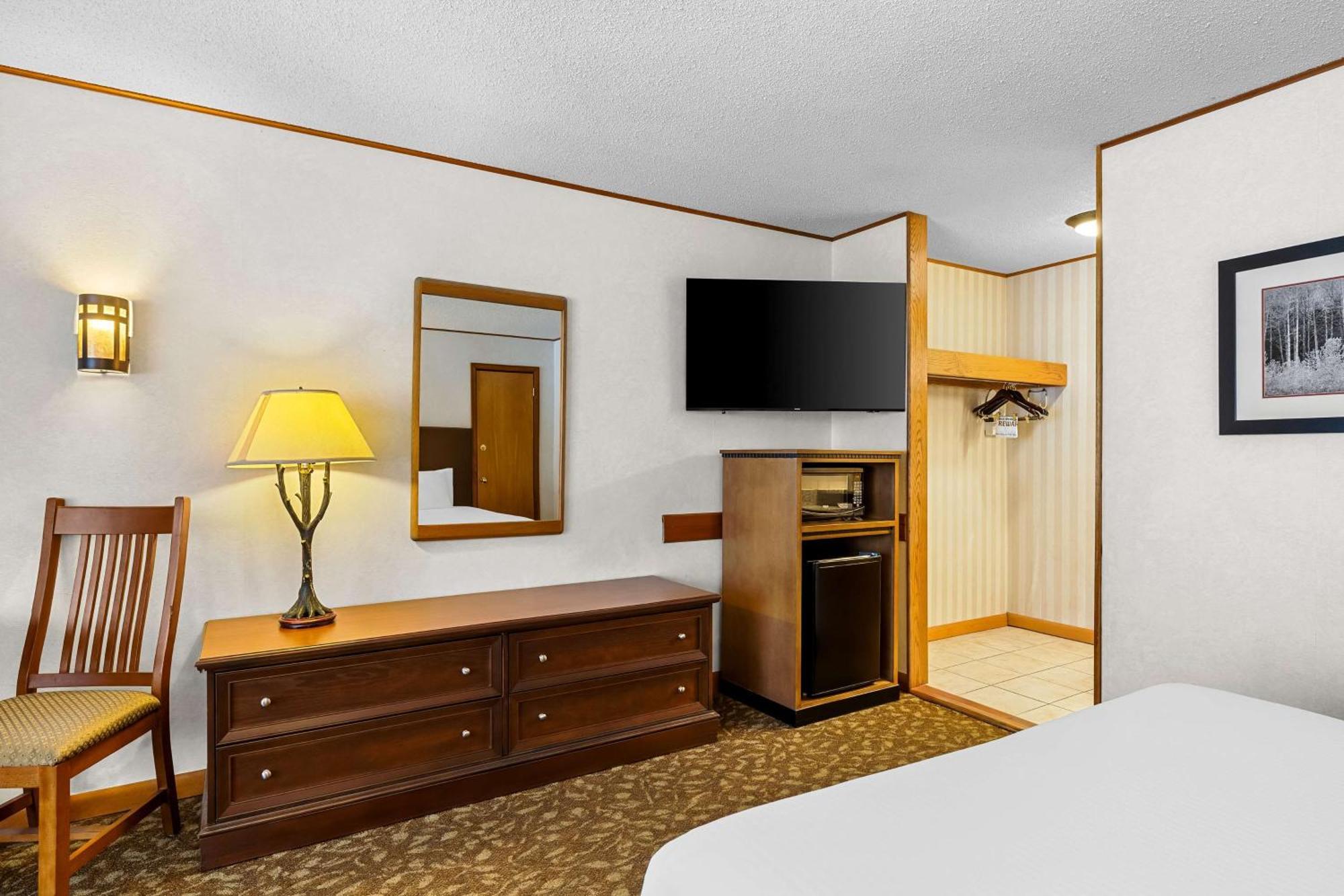 לייק פלאסיד Best Western Adirondack Inn מראה חיצוני תמונה