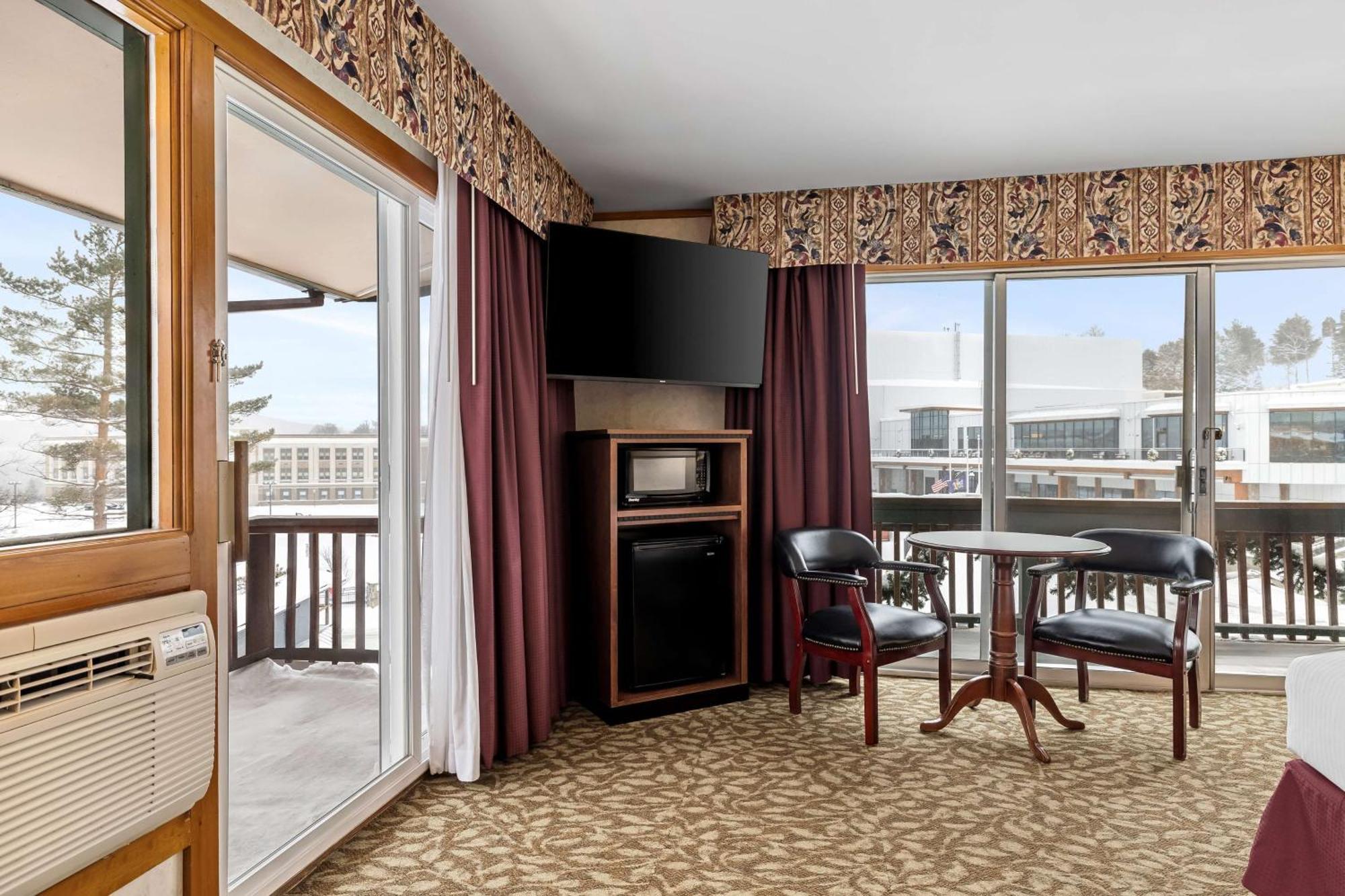 לייק פלאסיד Best Western Adirondack Inn מראה חיצוני תמונה