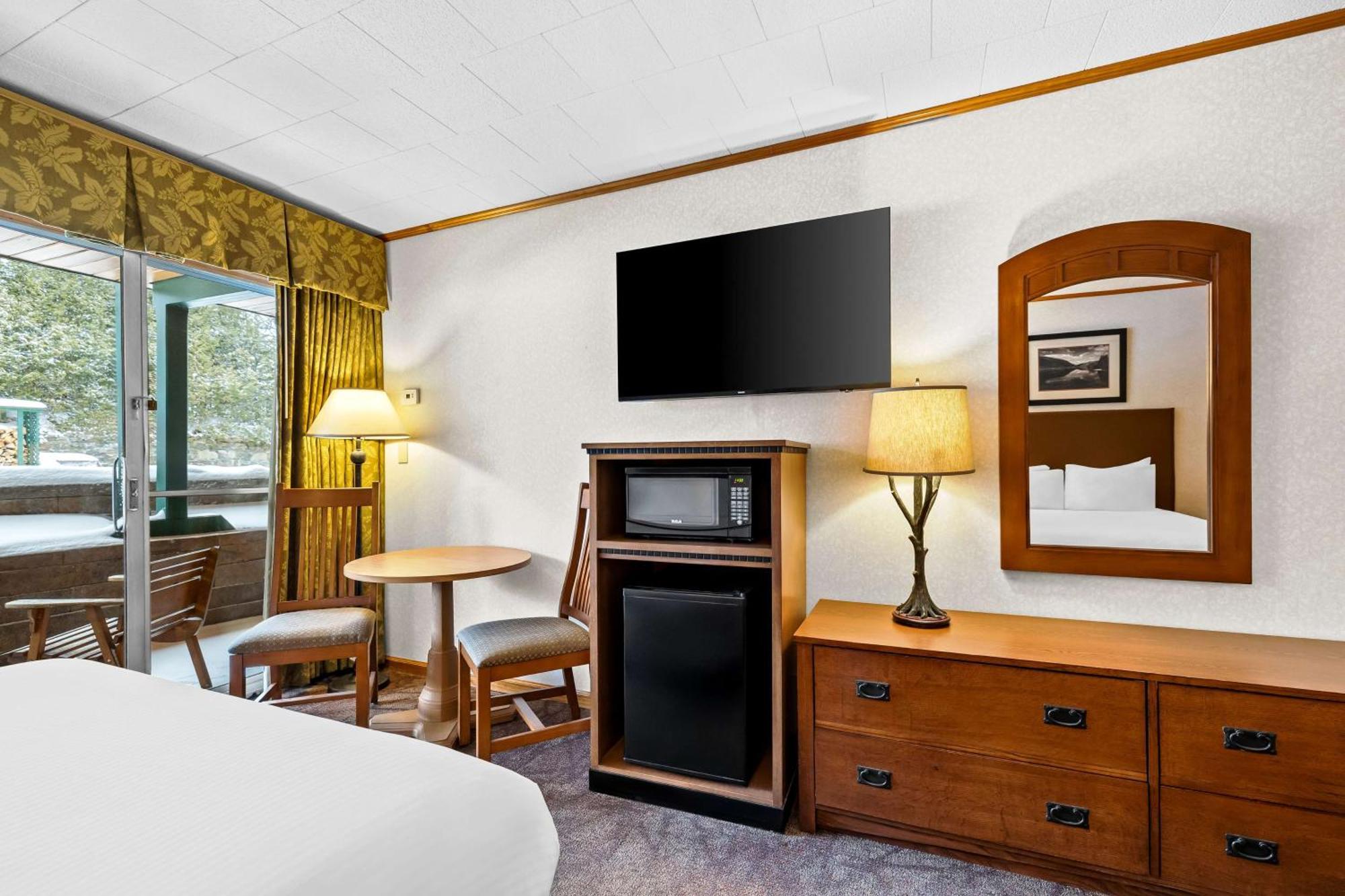 לייק פלאסיד Best Western Adirondack Inn מראה חיצוני תמונה